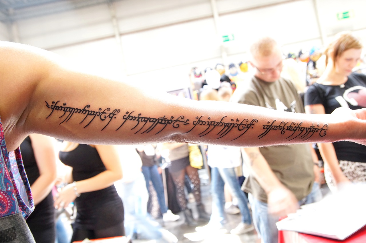 Herr der Ringe Ring Schrift Inschrift Tattoo Tattoo & Lifestyle Dresden